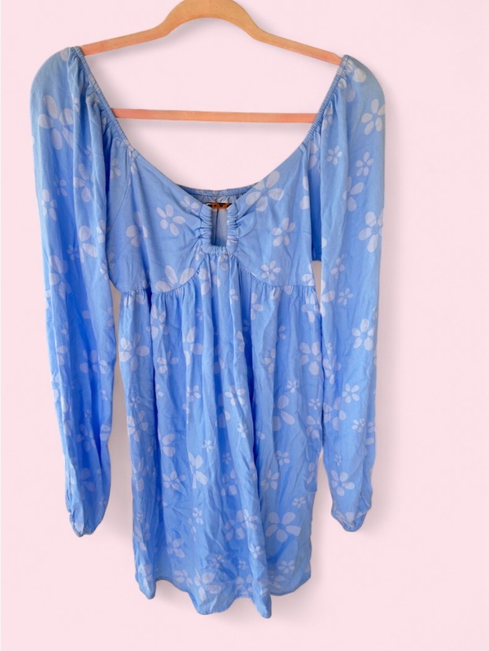 American Eagle Outfitters Light Blue Floral Long Sleeve Dress- 100% Viscose - M